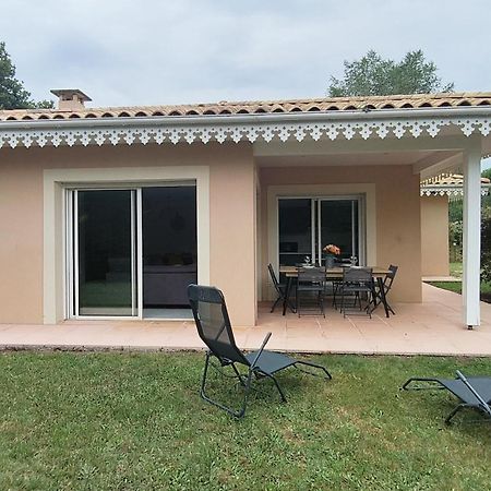 La Villa Des Pins Confort Pour 6 Personnes Andernos-les-Bains Exterior photo